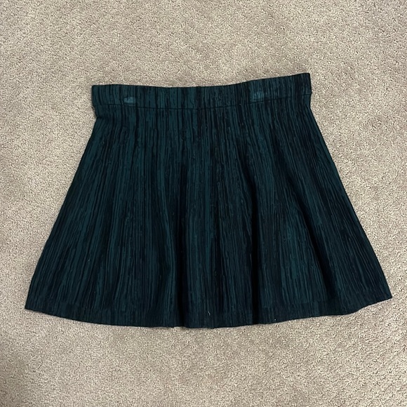 GREEN AND BLACK Striped Skirt - Picture 1 of 2